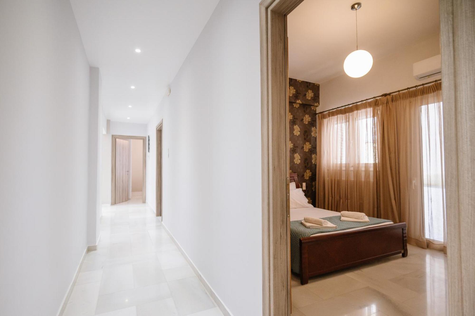 Brand New Family House Est. 2023 Lägenhet Heraklion Exteriör bild