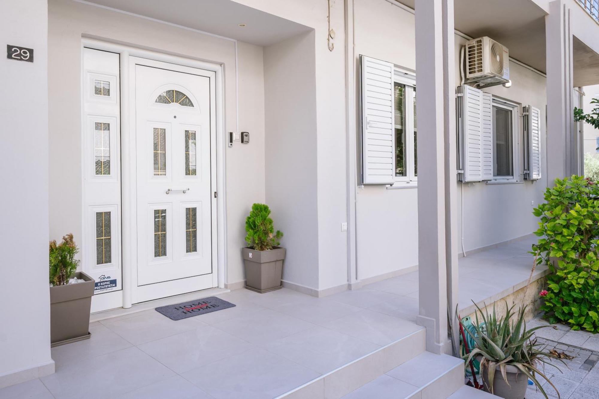 Brand New Family House Est. 2023 Lägenhet Heraklion Exteriör bild